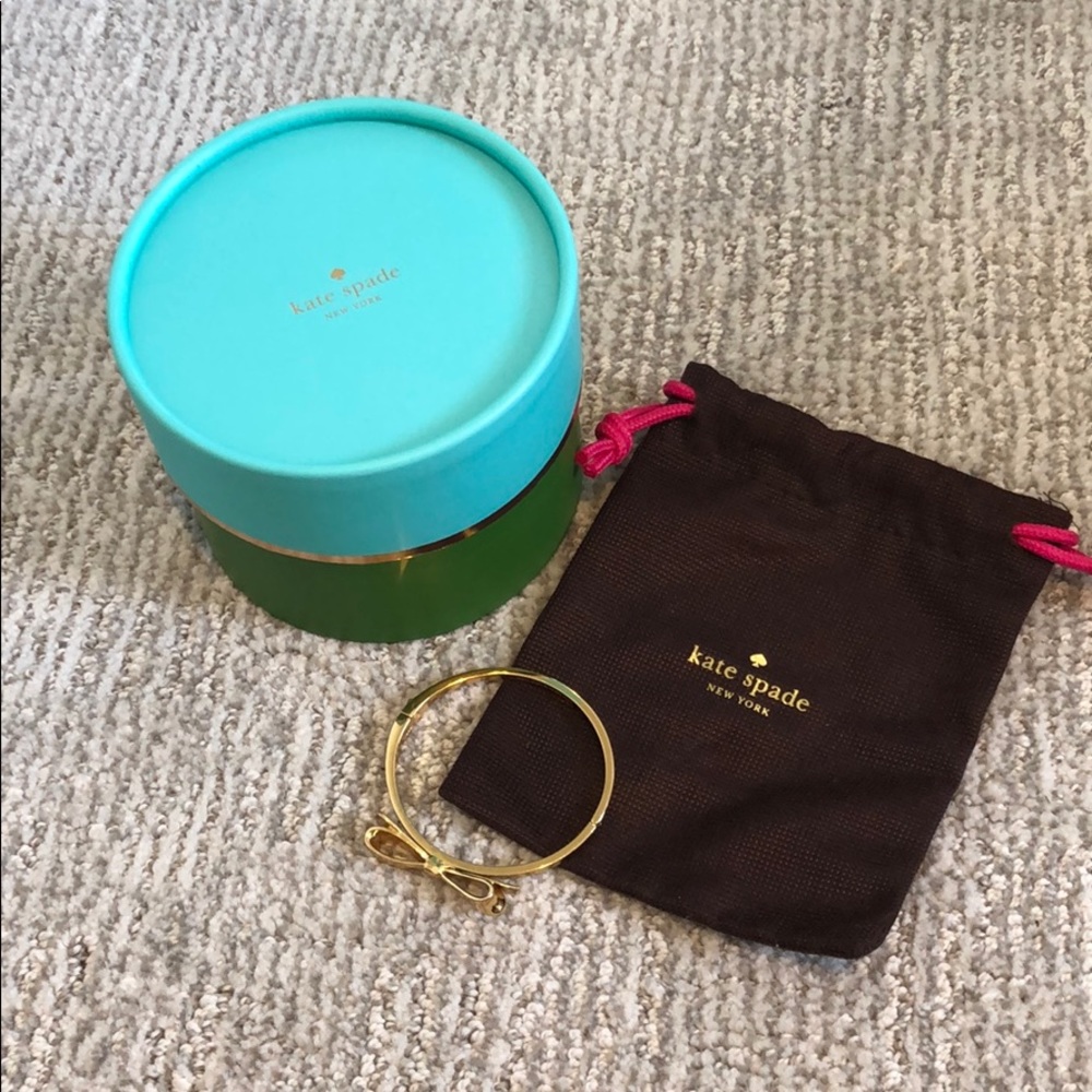 Kate spade bracelet, bag, and box!